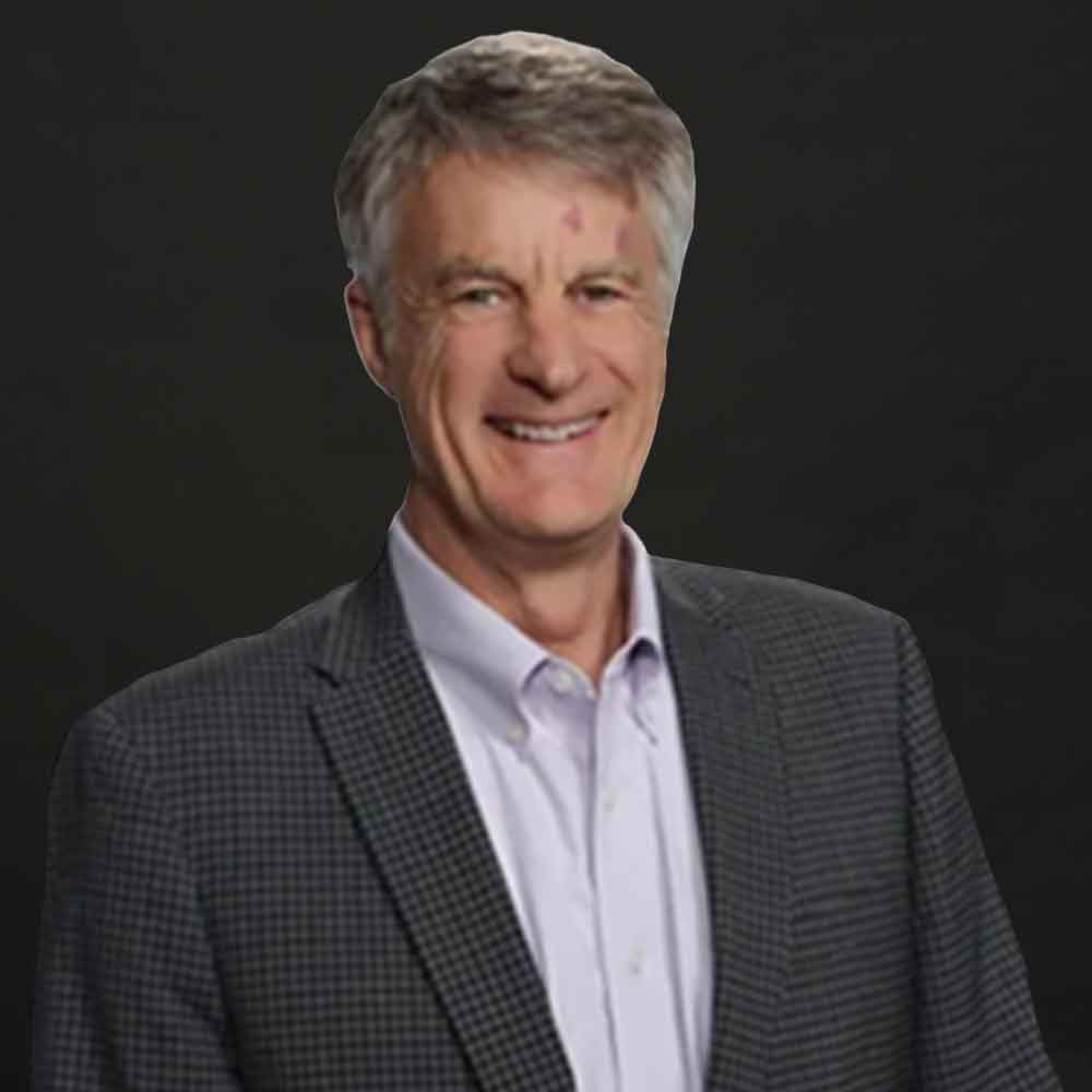 Michael Vels headshot.